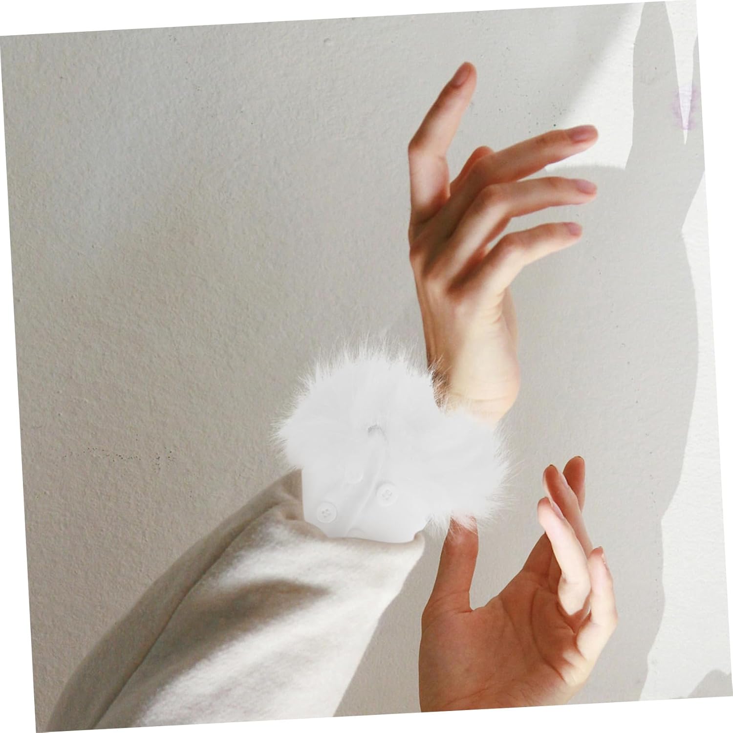GALPADA 1 Pair Faux Fur Wrist Cuffs for Women Boys Girls