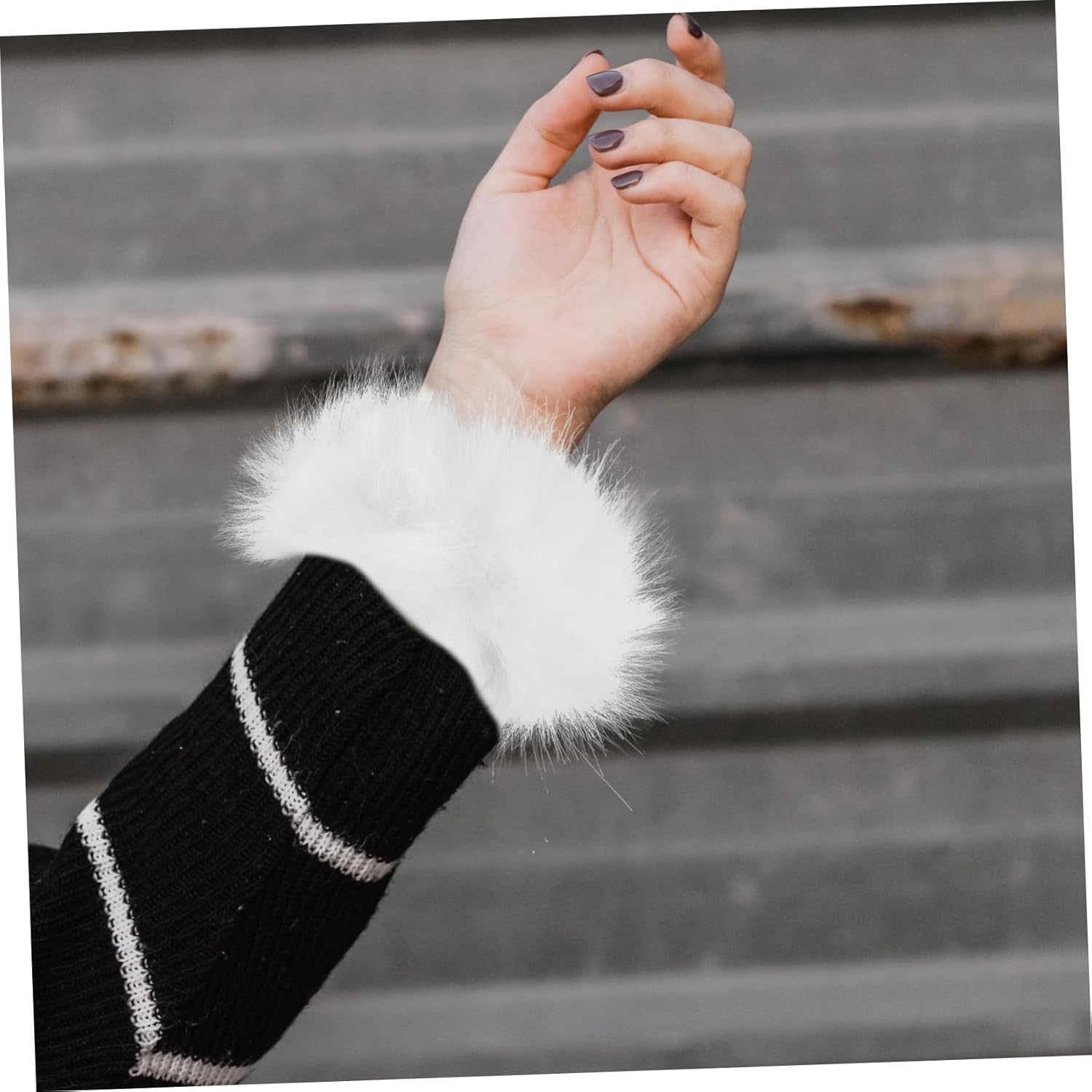 GALPADA 1 Pair Faux Fur Wrist Cuffs for Women Boys Girls