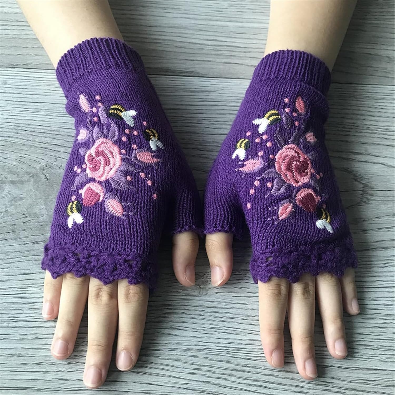 Womens Color-Block Bird Embroidered Knit WristWarmers